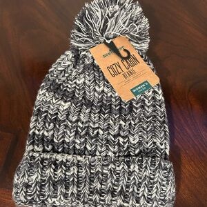 Cozy Cabin Beanie - Black and Gray